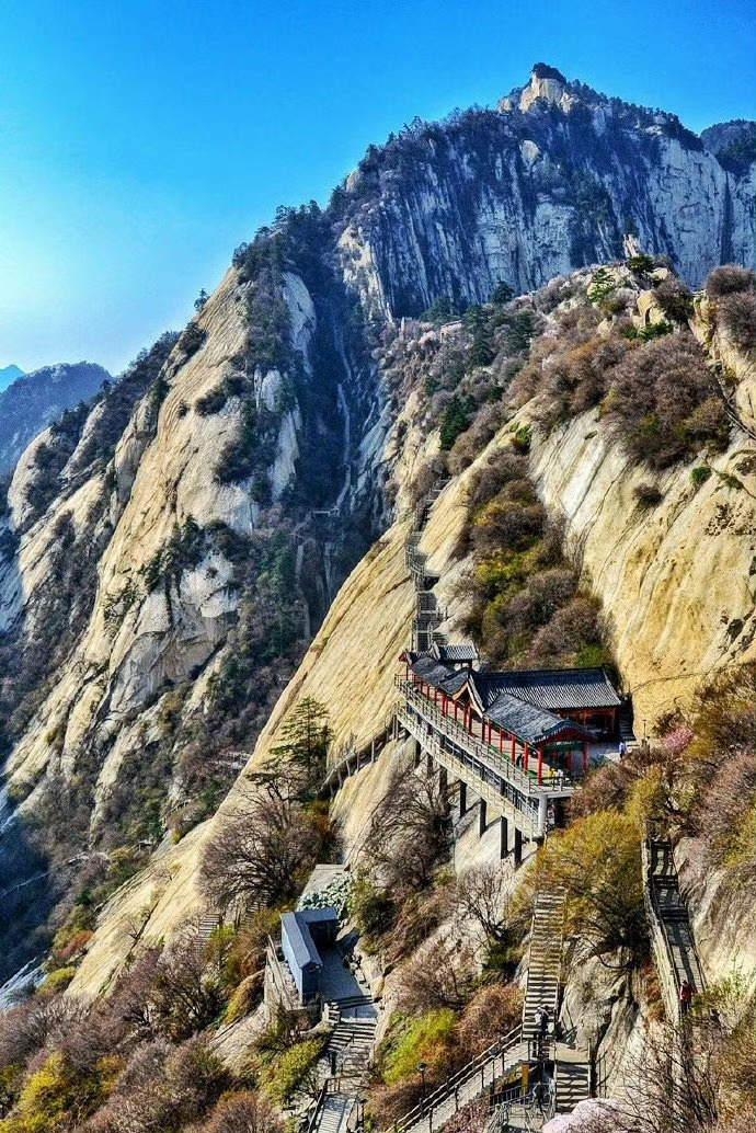 陕西致敬，领导与同胞的团结之声